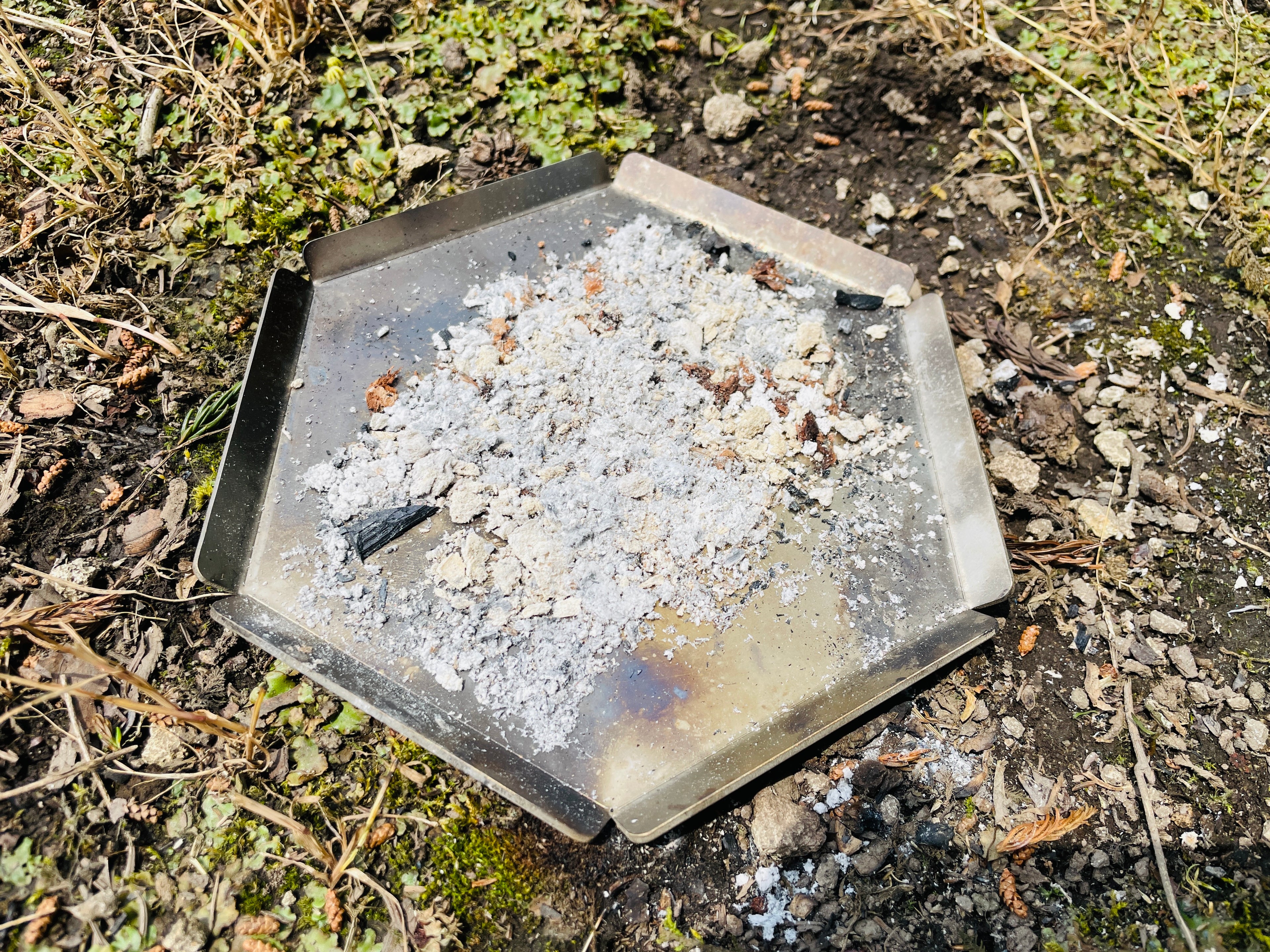 Bottom plate-Titan　”VARGO Stove Ash Base”