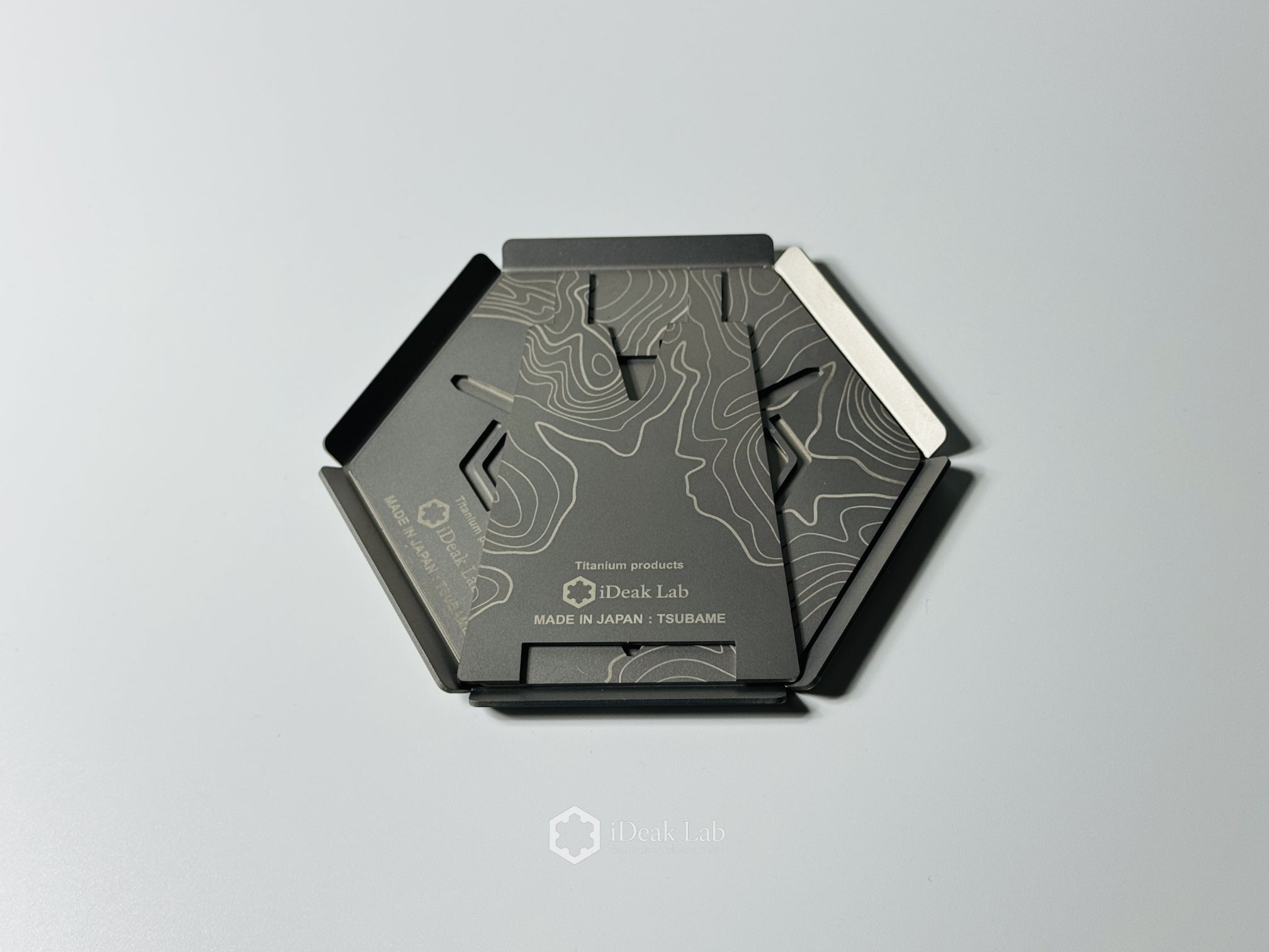 Bottom Plate-Titan - Titanium Ash Base & Grate | Compatible with VARGO® Hexagon Stove